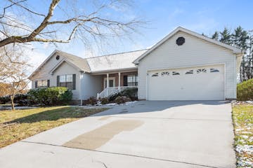 411 LEEDS COURT MARYVILLE, TN 37803